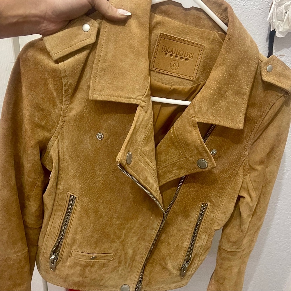 brand new, Womens BLANK NYC Suede Moto Jacket/ coat “ never worn” (coffee bean)
